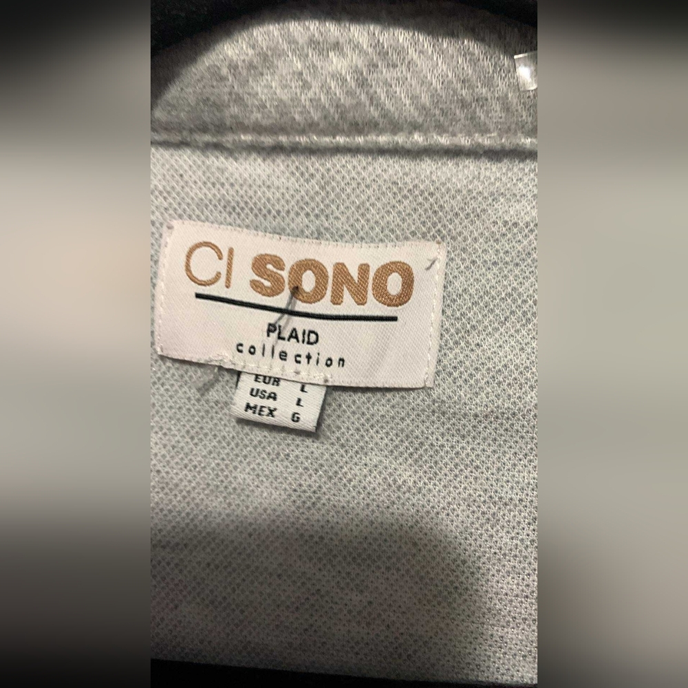 Ci Sono Button Up - Picture 3 of 5